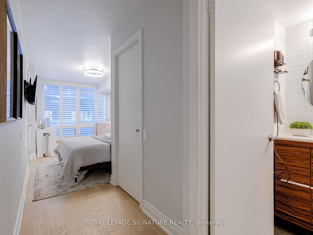 









50


Camden

Street, 303,
Toronto,




ON
M5V 3N1

