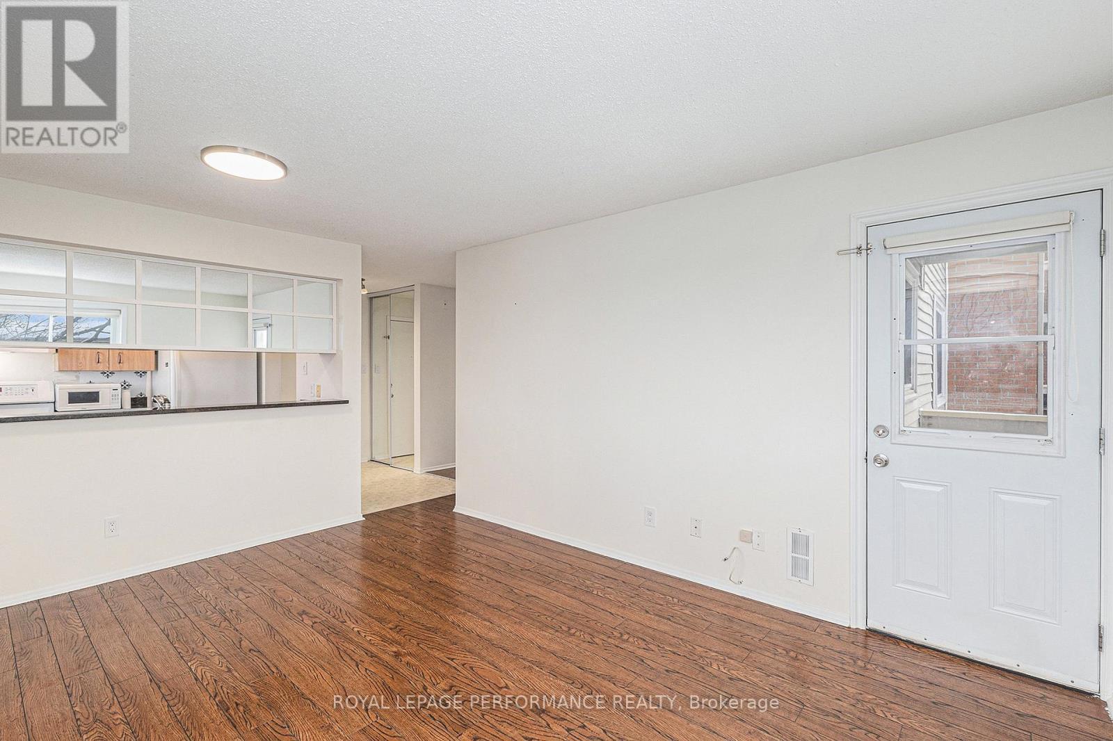












216 - 345 CENTRUM BOULEVARD

,
Ottawa,




Ontario
K1E3W9

