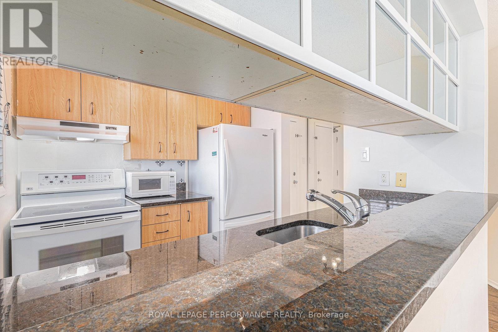 












216 - 345 CENTRUM BOULEVARD

,
Ottawa,




Ontario
K1E3W9

