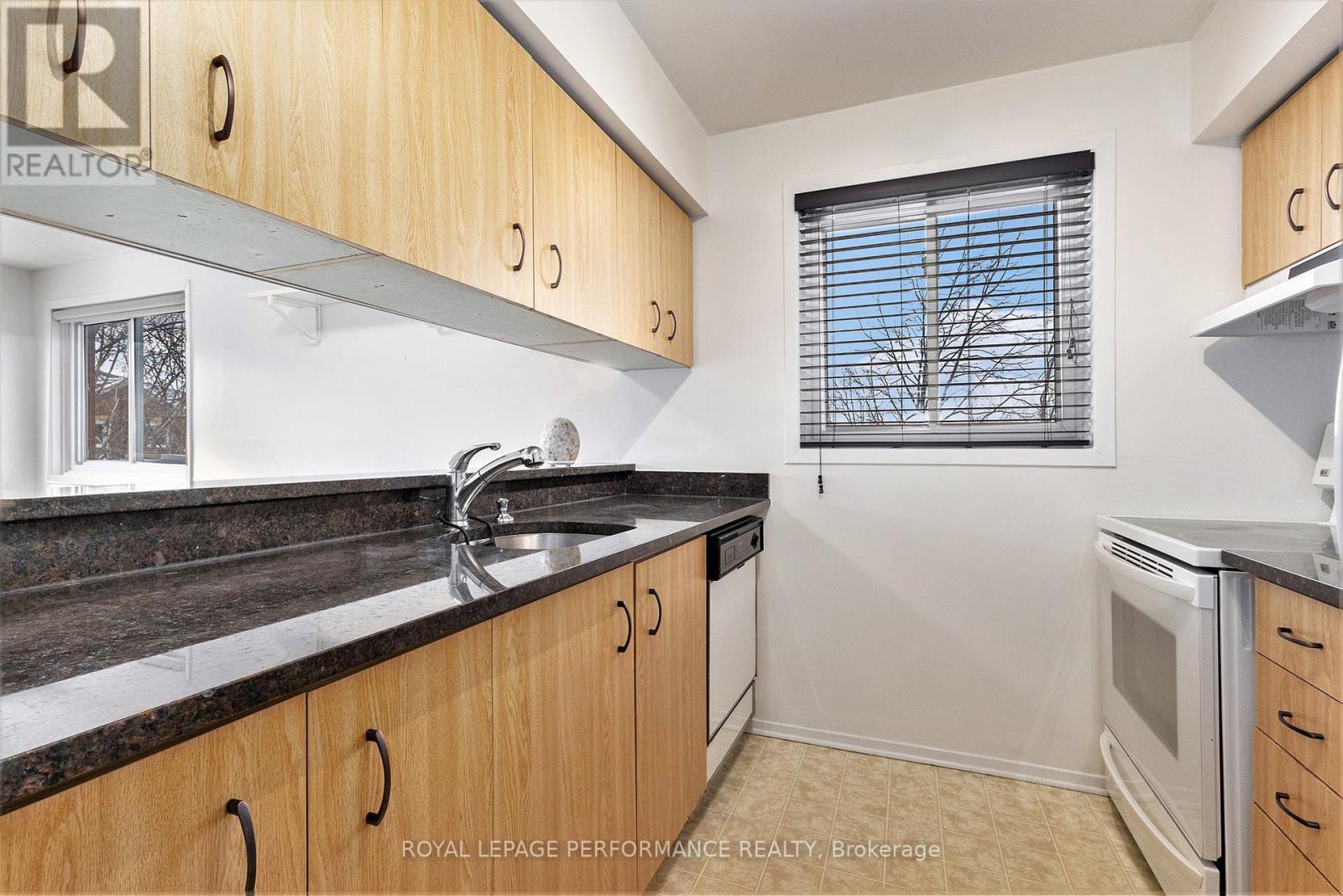 












216 - 345 CENTRUM BOULEVARD

,
Ottawa,




Ontario
K1E3W9


