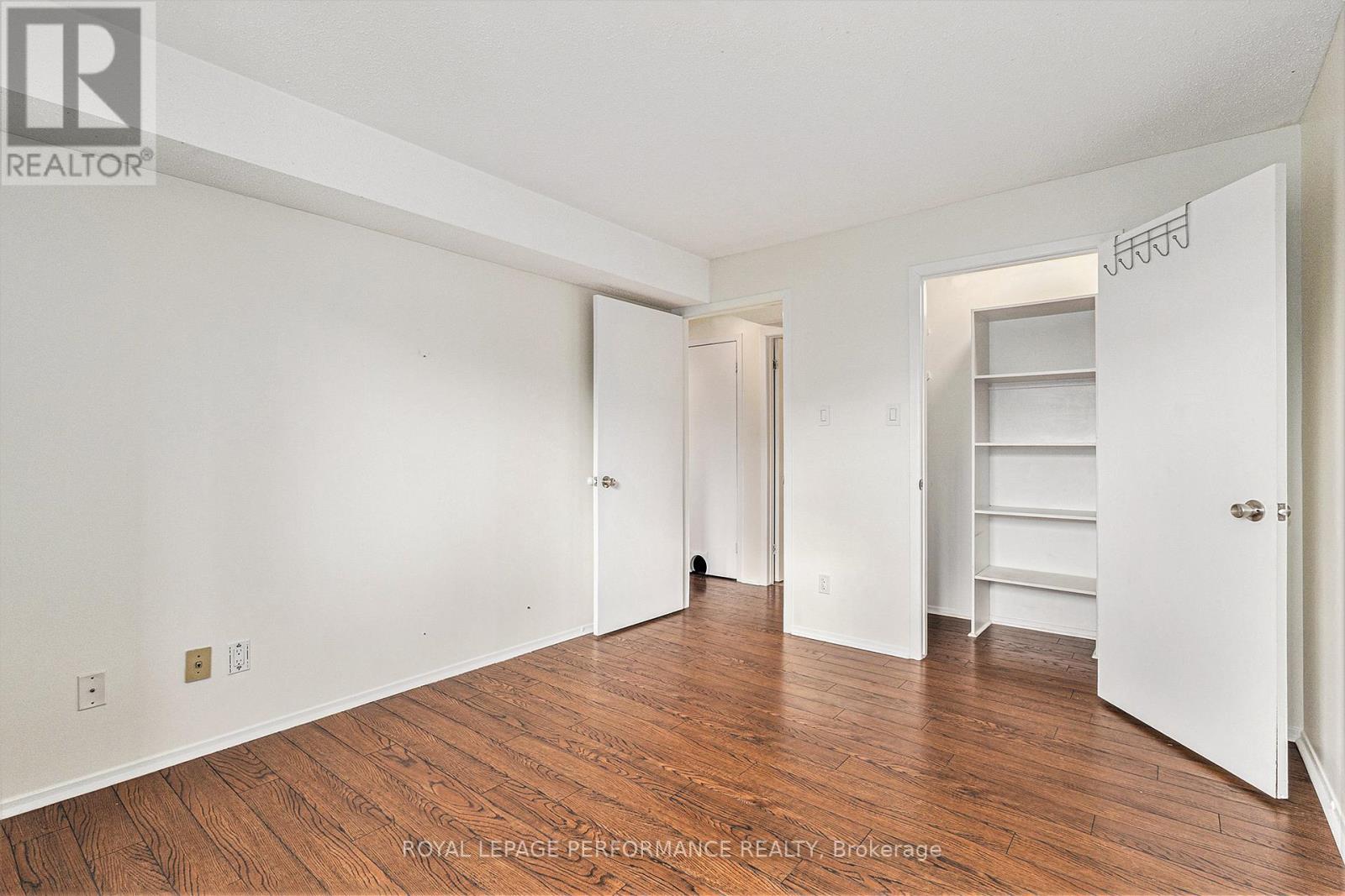












216 - 345 CENTRUM BOULEVARD

,
Ottawa,




Ontario
K1E3W9

