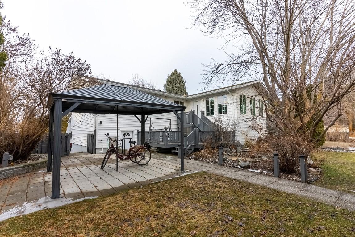 









283


Chetwynd

Drive,
Kamloops,




BC
V2H 1L7

