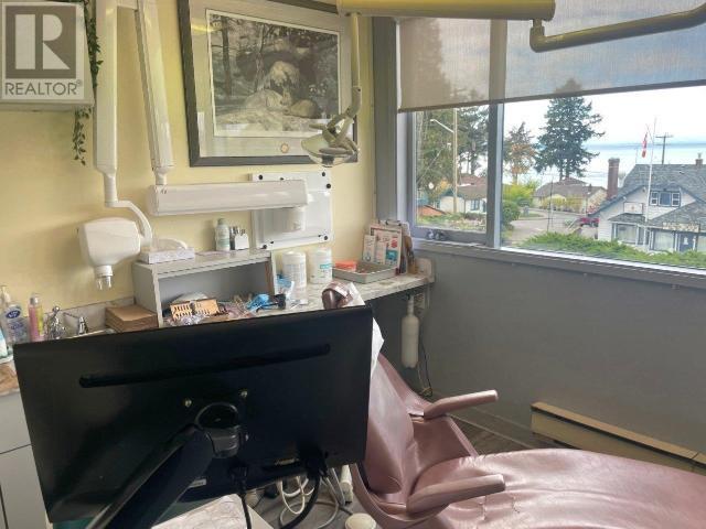 












4662 MARINE AVE

,
Powell River,




British Columbia
V8A2L1

