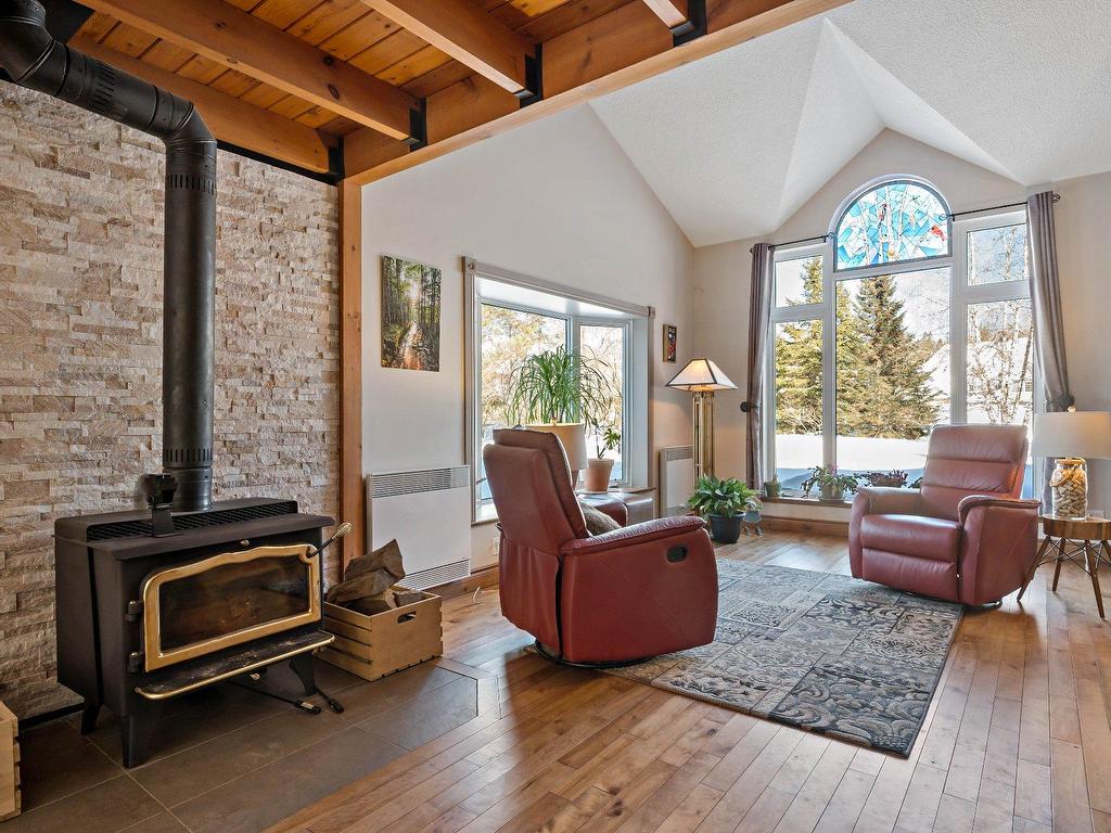 









50


Ch. des Outardes

,
Mont-Tremblant,




QC
J8E1W8

