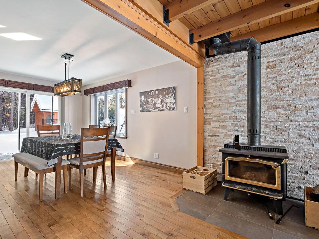 









50


Ch. des Outardes

,
Mont-Tremblant,




QC
J8E1W8

