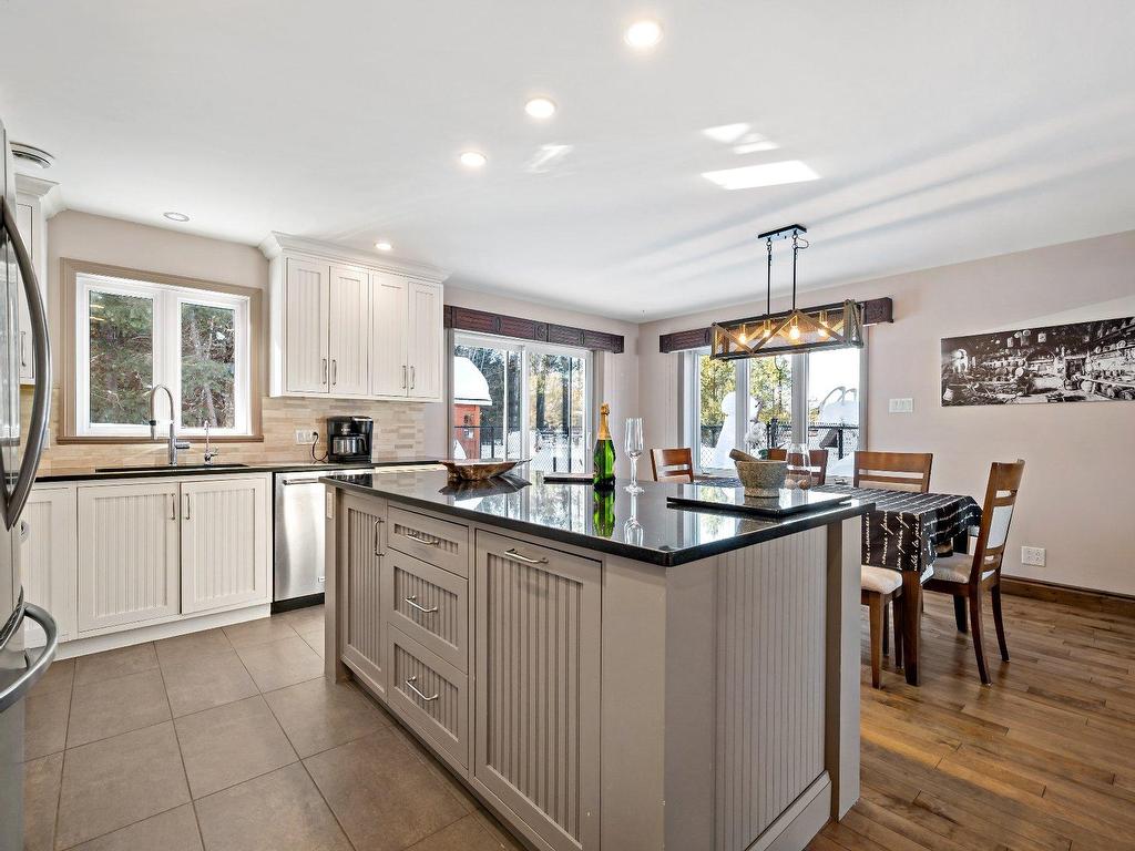 









50


Ch. des Outardes

,
Mont-Tremblant,




QC
J8E1W8

