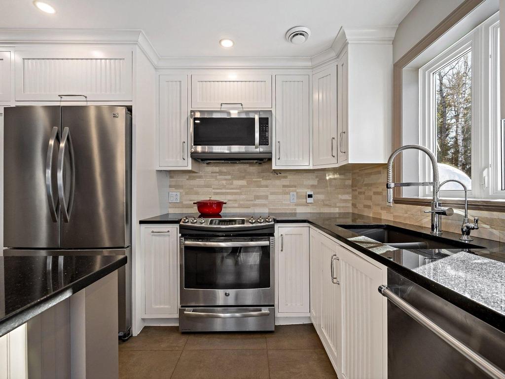









50


Ch. des Outardes

,
Mont-Tremblant,




QC
J8E1W8

