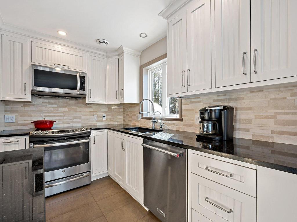 









50


Ch. des Outardes

,
Mont-Tremblant,




QC
J8E1W8

