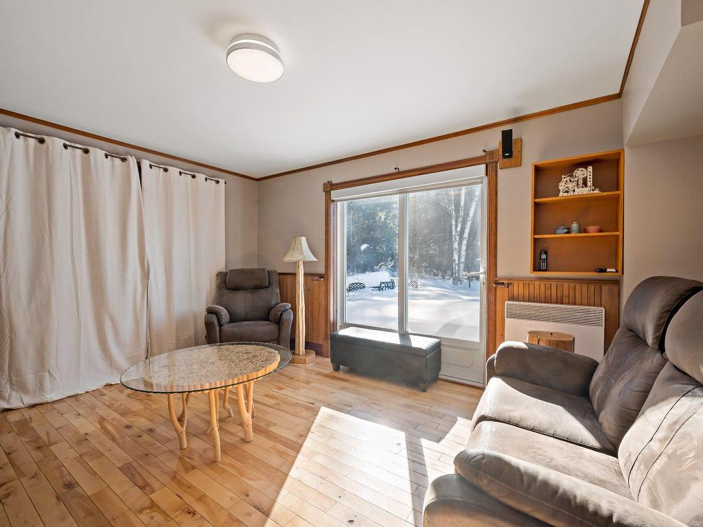 









50


Ch. des Outardes

,
Mont-Tremblant,




QC
J8E1W8

