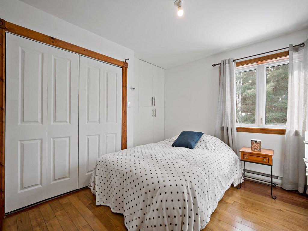 









50


Ch. des Outardes

,
Mont-Tremblant,




QC
J8E1W8

