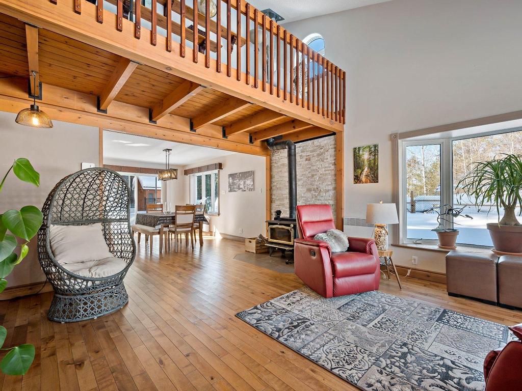









50


Ch. des Outardes

,
Mont-Tremblant,




QC
J8E1W8


