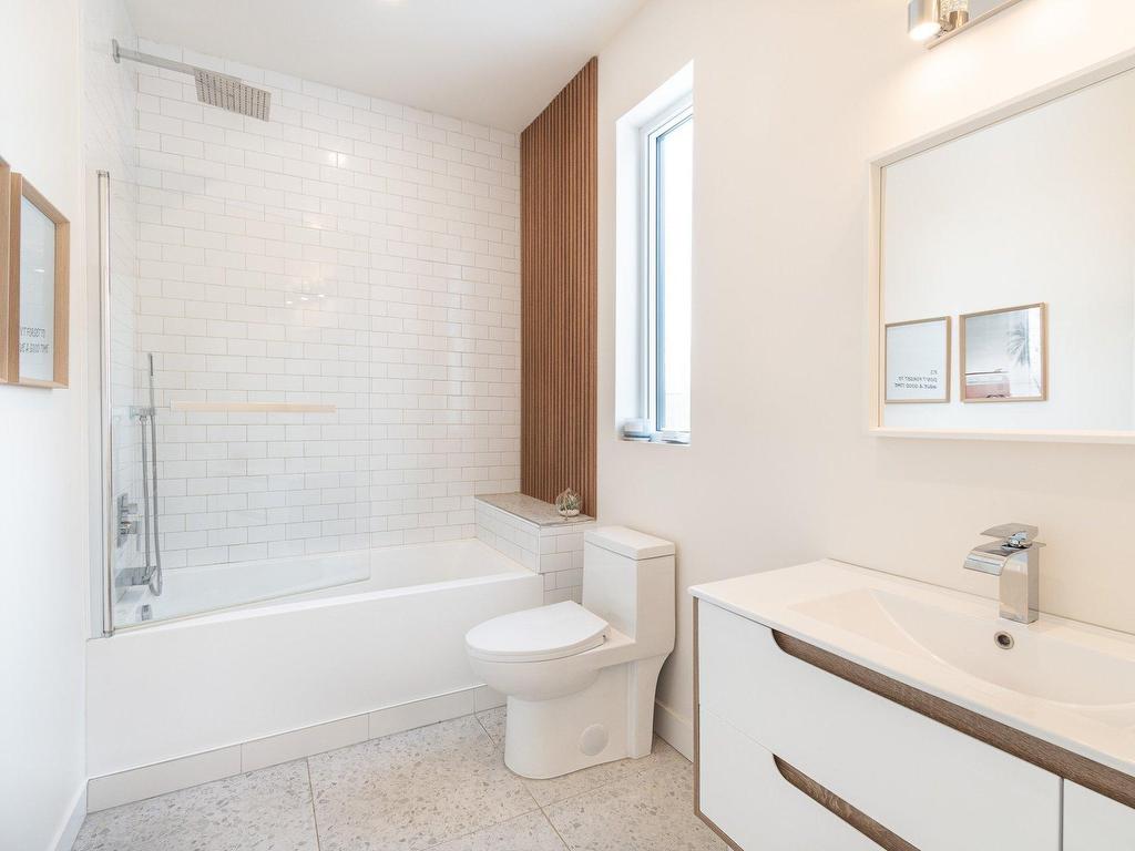 









53


Rue d'Alstonvale

,
Hudson,




QC
J0P1H0

