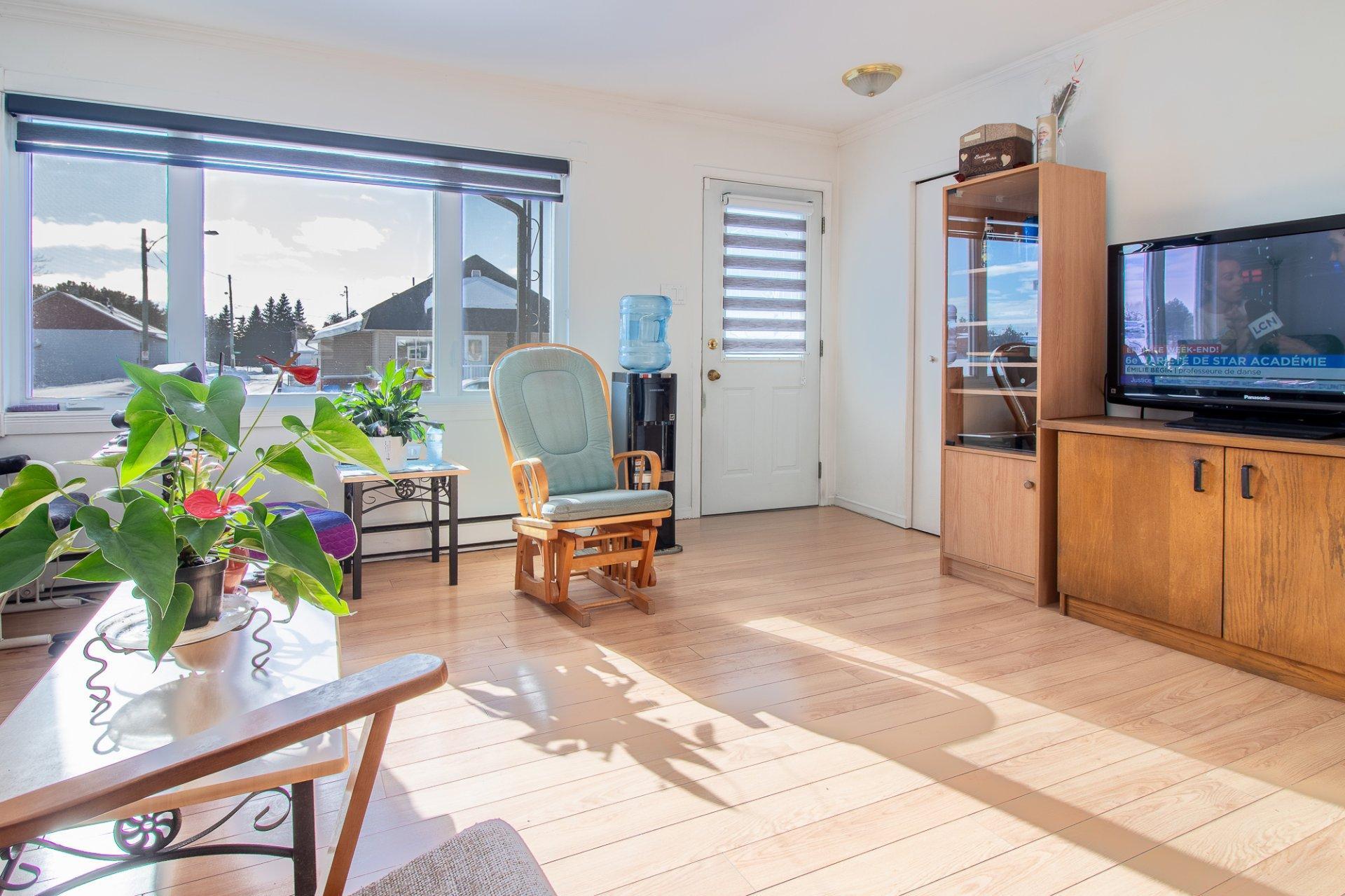 









460


Rue Herlin

,
Trois-Rivières,




QC
G8T6A8


