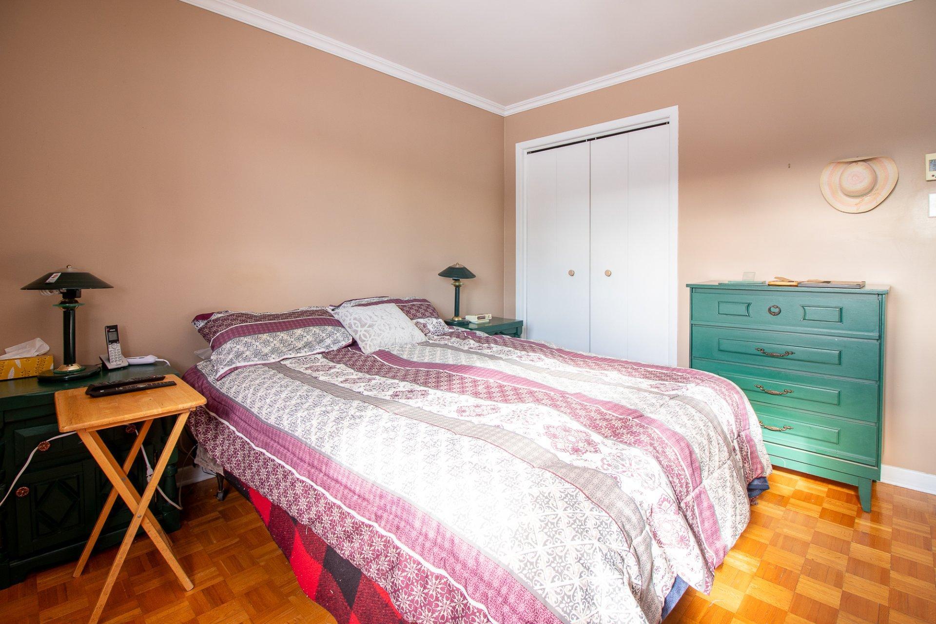 









460


Rue Herlin

,
Trois-Rivières,




QC
G8T6A8


