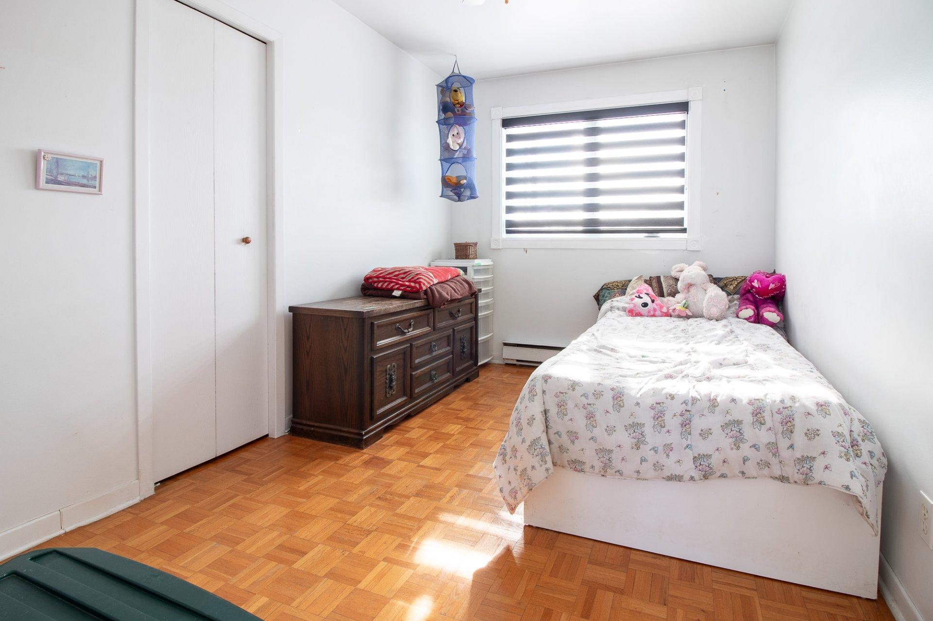 









460


Rue Herlin

,
Trois-Rivières,




QC
G8T6A8

