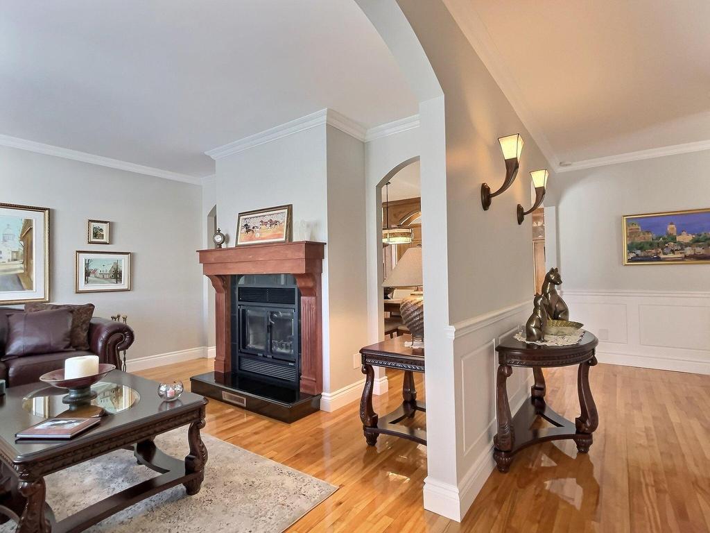 









1335


Rue Jean-Nicolet

,
Trois-Rivières,




QC
G9A1B3


