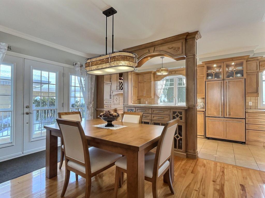 









1335


Rue Jean-Nicolet

,
Trois-Rivières,




QC
G9A1B3

