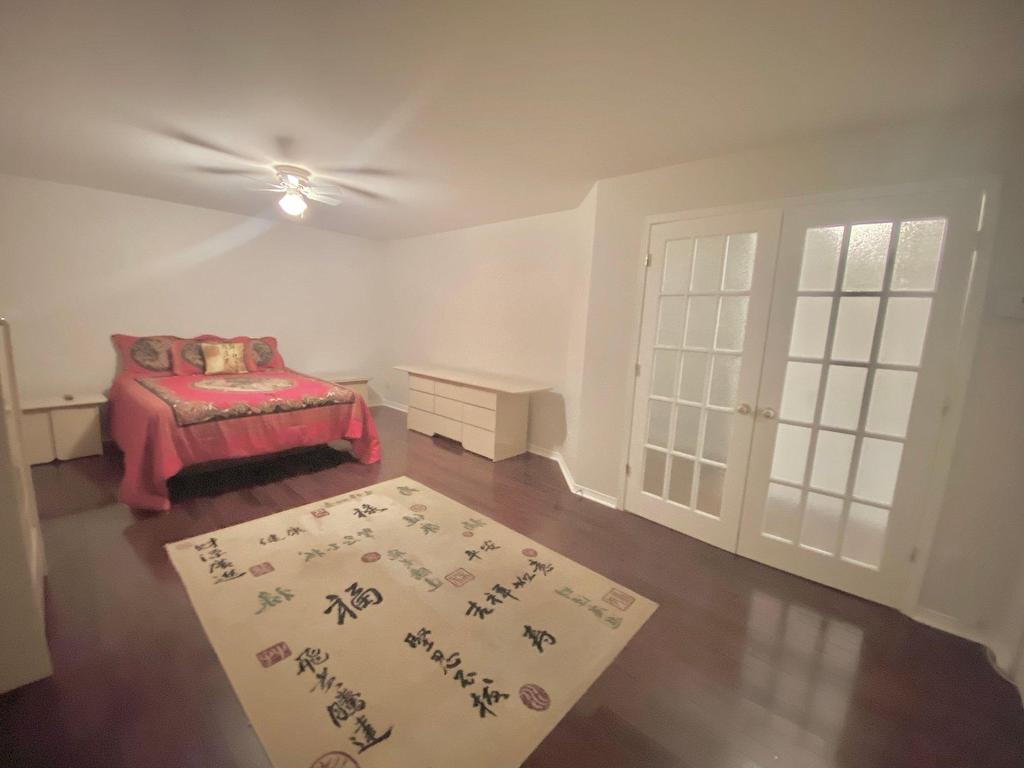 









2131


Av. Albert-Murphy

,
Laval (Chomedey),




QC
H7T2Y6

