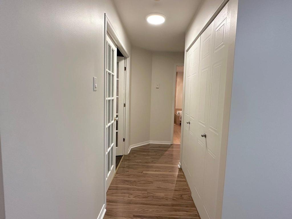 









2131


Av. Albert-Murphy

,
Laval (Chomedey),




QC
H7T2Y6

