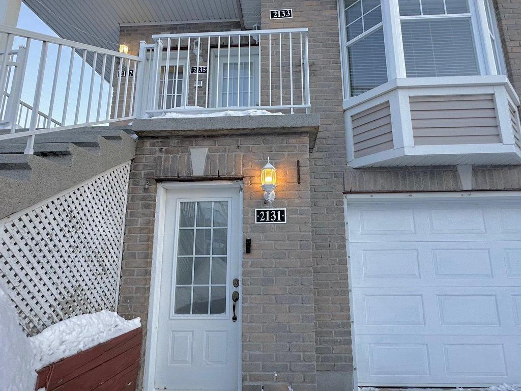 









2131


Av. Albert-Murphy

,
Laval (Chomedey),




QC
H7T2Y6

