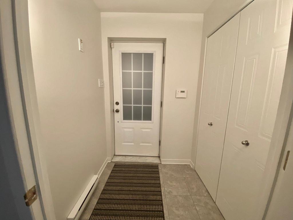 









2131


Av. Albert-Murphy

,
Laval (Chomedey),




QC
H7T2Y6

