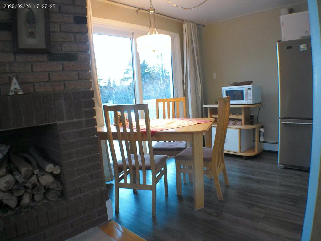 









852


Rue de la Rive

,
Sept-Îles,




QC
G4R0C8

