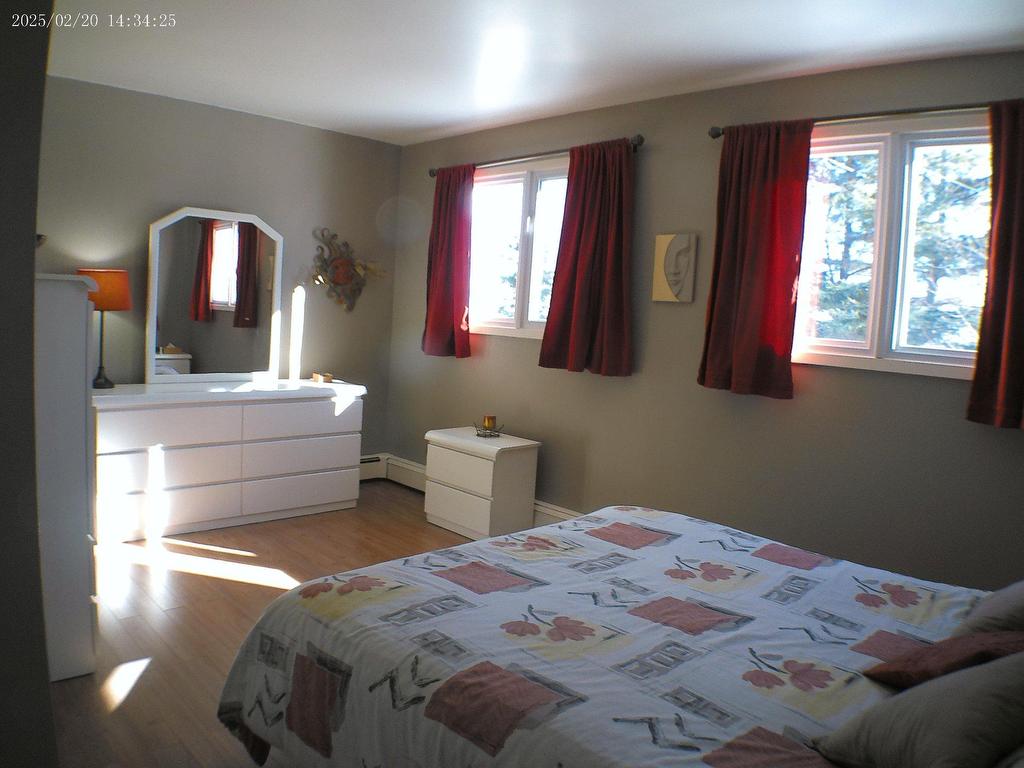









852


Rue de la Rive

,
Sept-Îles,




QC
G4R0C8

