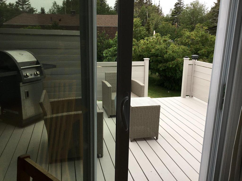 









852


Rue de la Rive

,
Sept-Îles,




QC
G4R0C8

