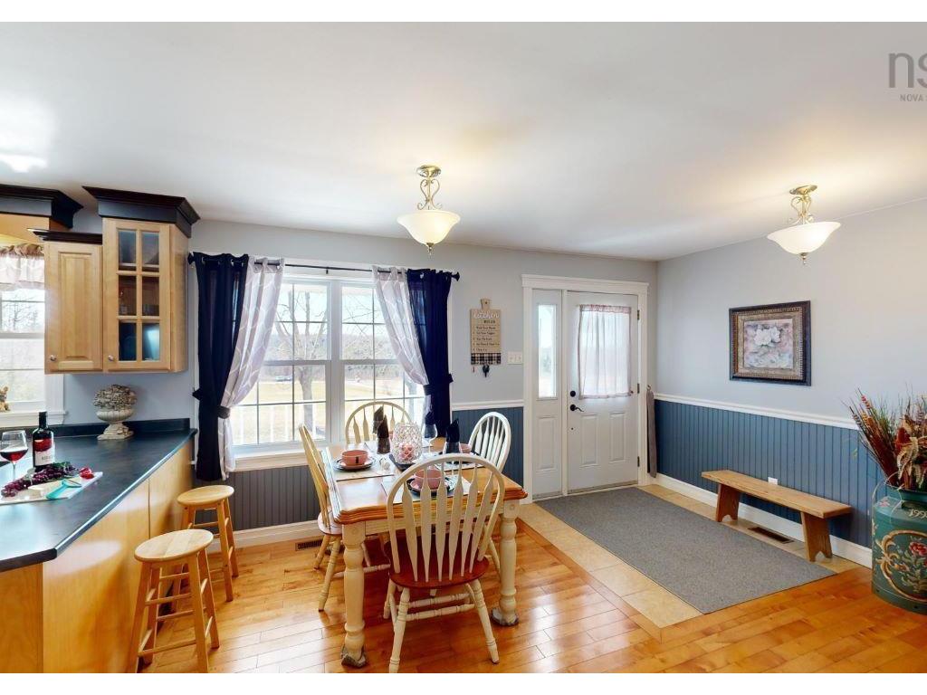 












502 Lake Road

,
Maitland,




NS
B0N 1T0

