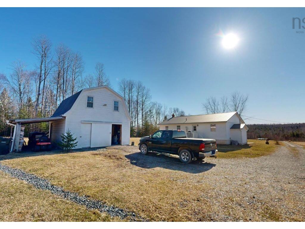 












502 Lake Road

,
Maitland,




NS
B0N 1T0

