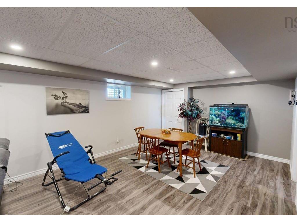 












502 Lake Road

,
Maitland,




NS
B0N 1T0

