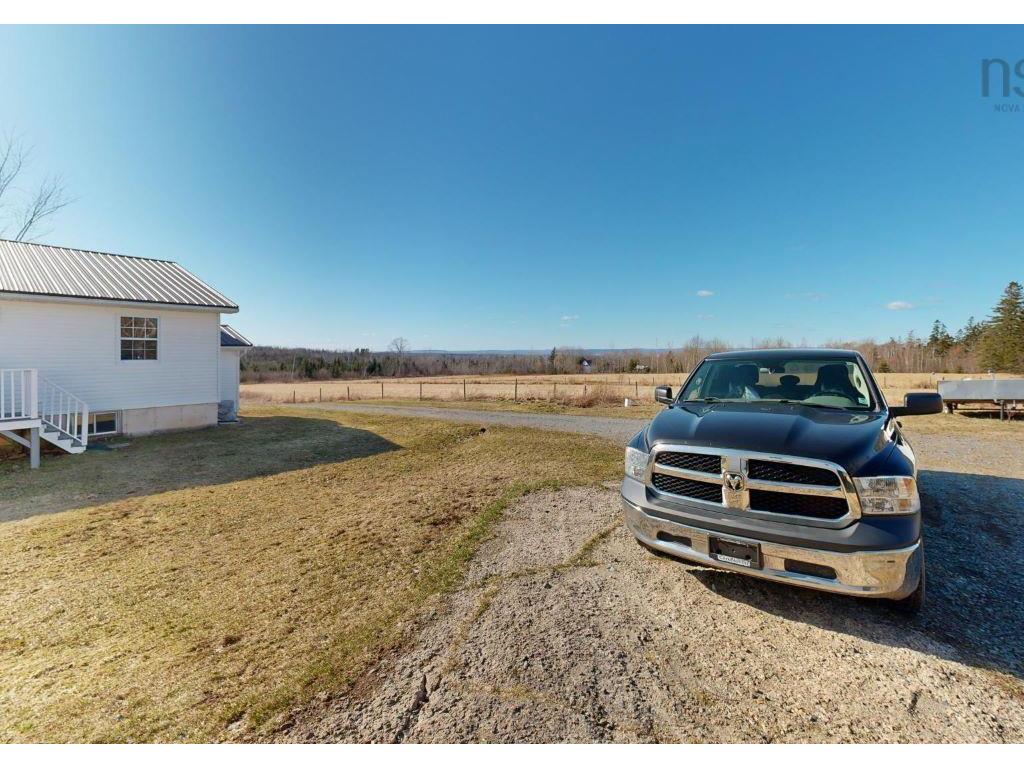 












502 Lake Road

,
Maitland,




NS
B0N 1T0

