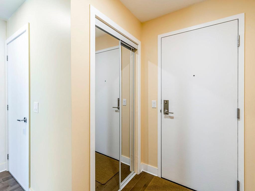 









5175


Av. de Courtrai

, 802,
Montréal (Côte-des-Neiges/Notre-Dame-de-Grâce),




QC
H3W0A9

