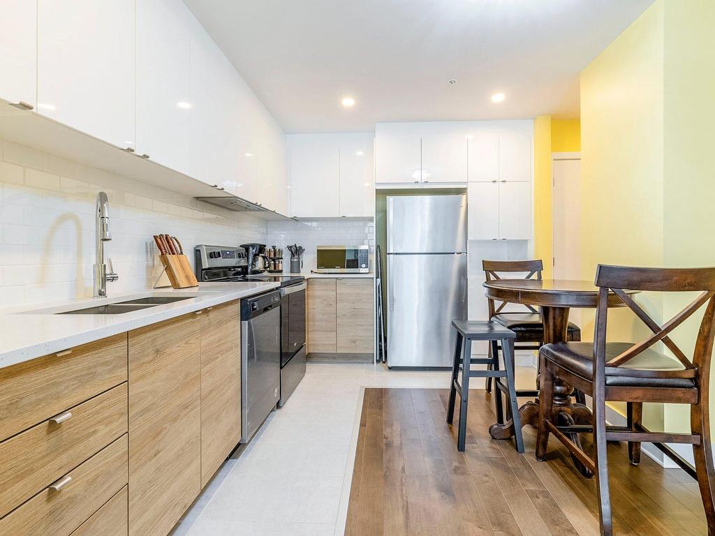 









5175


Av. de Courtrai

, 802,
Montréal (Côte-des-Neiges/Notre-Dame-de-Grâce),




QC
H3W0A9

