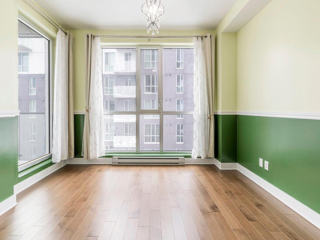 









5175


Av. de Courtrai

, 802,
Montréal (Côte-des-Neiges/Notre-Dame-de-Grâce),




QC
H3W0A9

