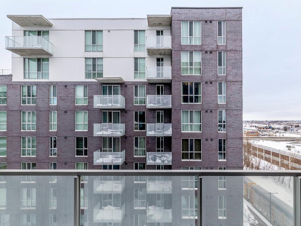 









5175


Av. de Courtrai

, 802,
Montréal (Côte-des-Neiges/Notre-Dame-de-Grâce),




QC
H3W0A9

