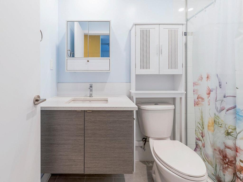 









5175


Av. de Courtrai

, 802,
Montréal (Côte-des-Neiges/Notre-Dame-de-Grâce),




QC
H3W0A9


