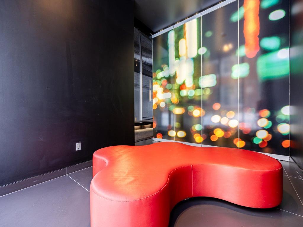 









80


Rue Prince

, 703,
Montréal (Ville-Marie),




QC
H3C2M8

