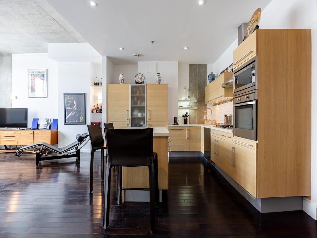 









80


Rue Prince

, 703,
Montréal (Ville-Marie),




QC
H3C2M8

