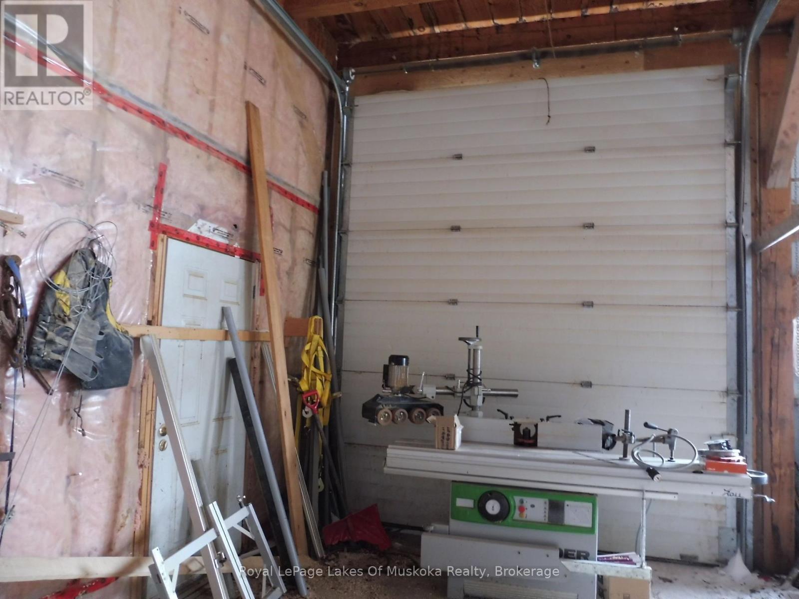 












203 CON 4 & 5 ROAD W

,
Huntsville (Brunel),




Ontario
P1H2A9

