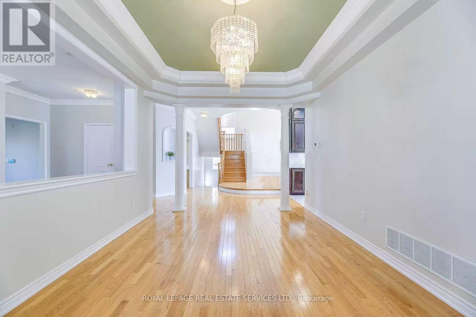 












2201 GALLOWAY DRIVE

,
Oakville,




Ontario
L6H5M1

