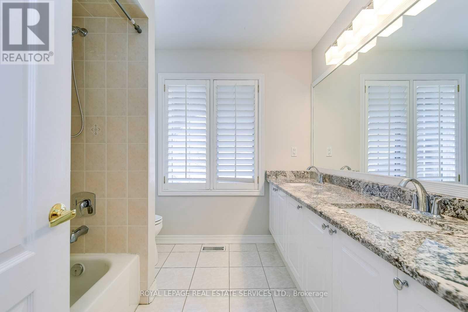 












2201 GALLOWAY DRIVE

,
Oakville,




Ontario
L6H5M1


