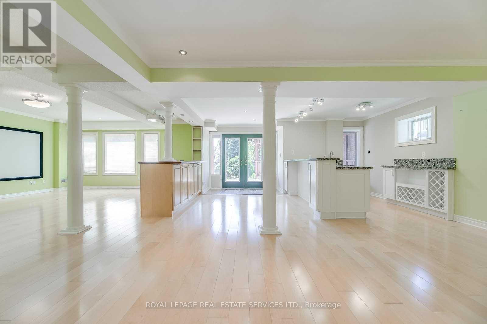 












2201 GALLOWAY DRIVE

,
Oakville,




Ontario
L6H5M1

