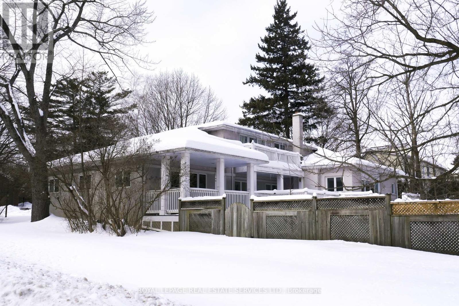 












157 TRELAWN AVENUE

,
Oakville,




Ontario
L6J4R3

