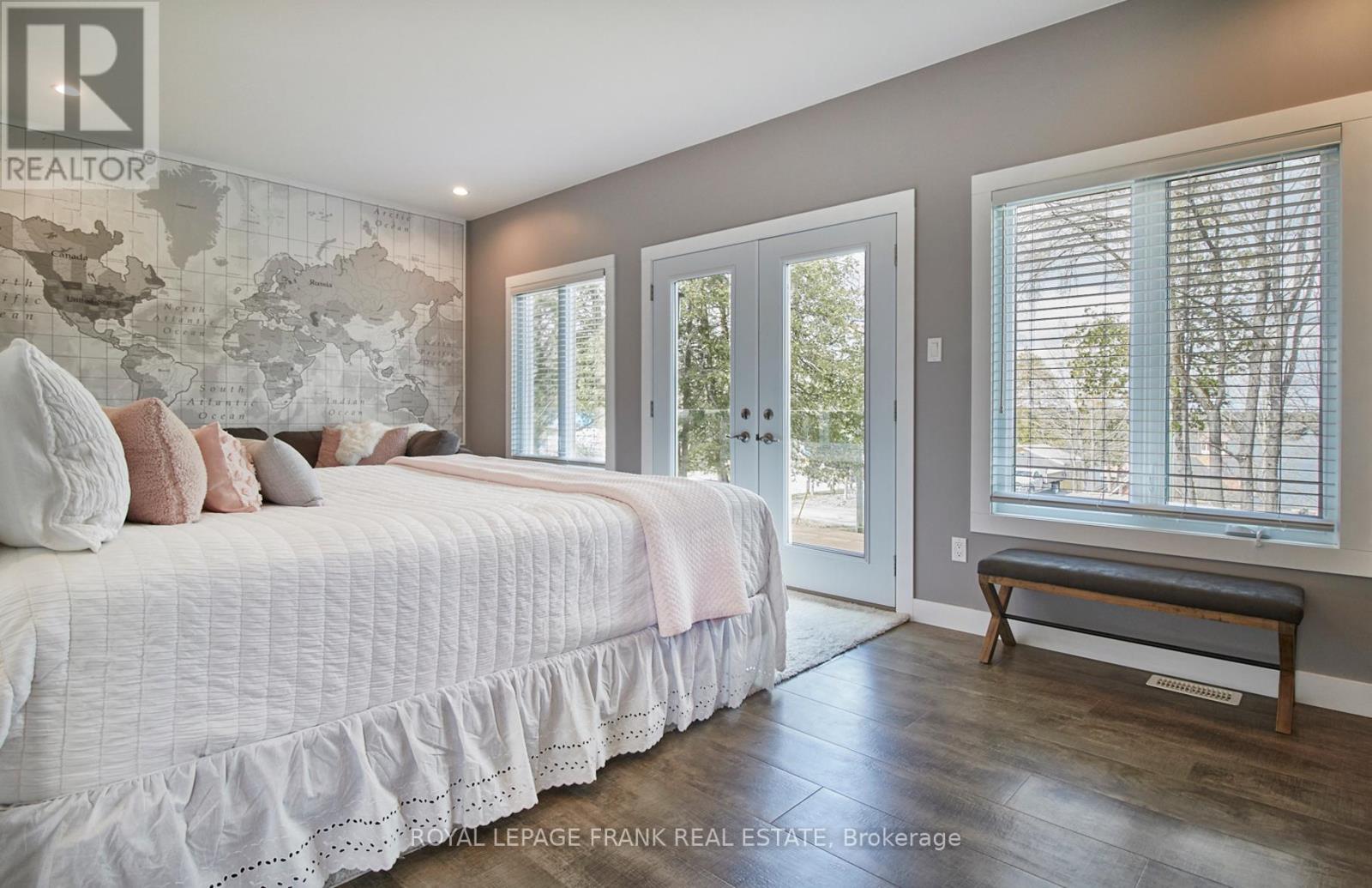 












2269 MCCRACKEN'S LANDING ROAD

,
Douro-Dummer,




Ontario
K0L2H0

