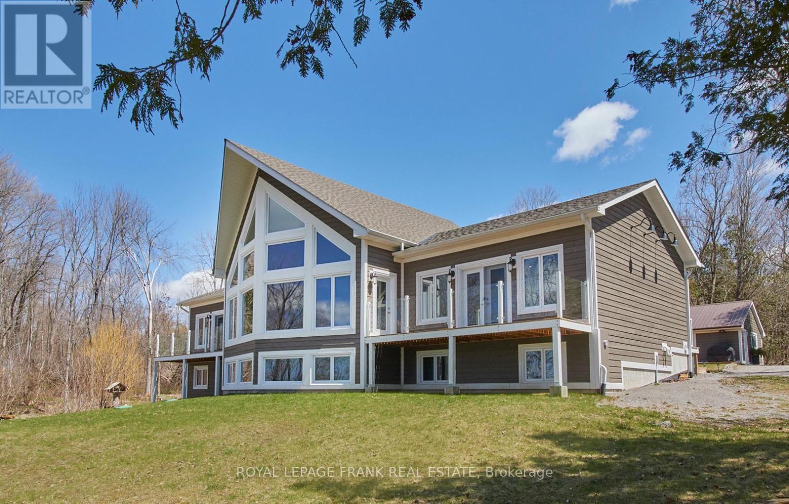 












2269 MCCRACKEN'S LANDING ROAD

,
Douro-Dummer,




Ontario
K0L2H0

