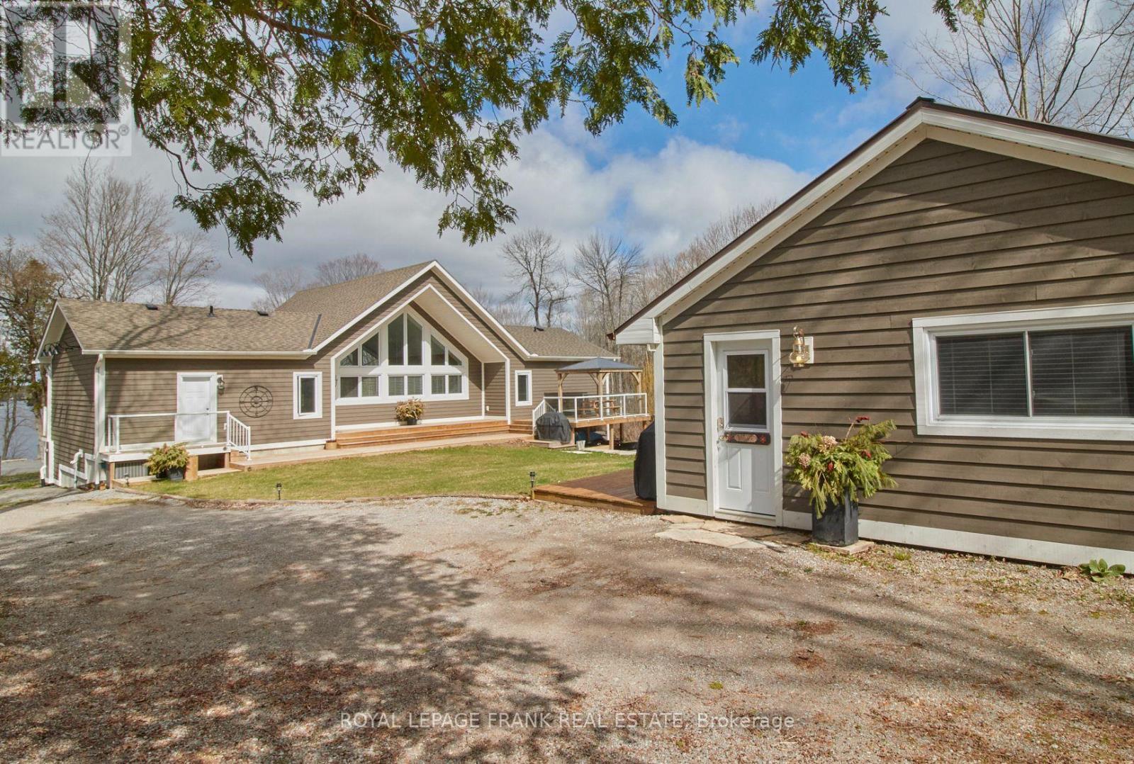 












2269 MCCRACKEN'S LANDING ROAD

,
Douro-Dummer,




Ontario
K0L2H0

