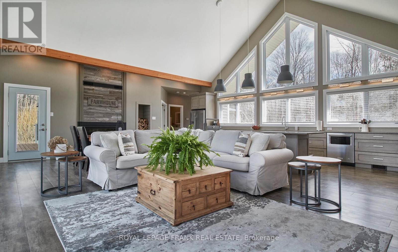 












2269 MCCRACKEN'S LANDING ROAD

,
Douro-Dummer,




Ontario
K0L2H0

