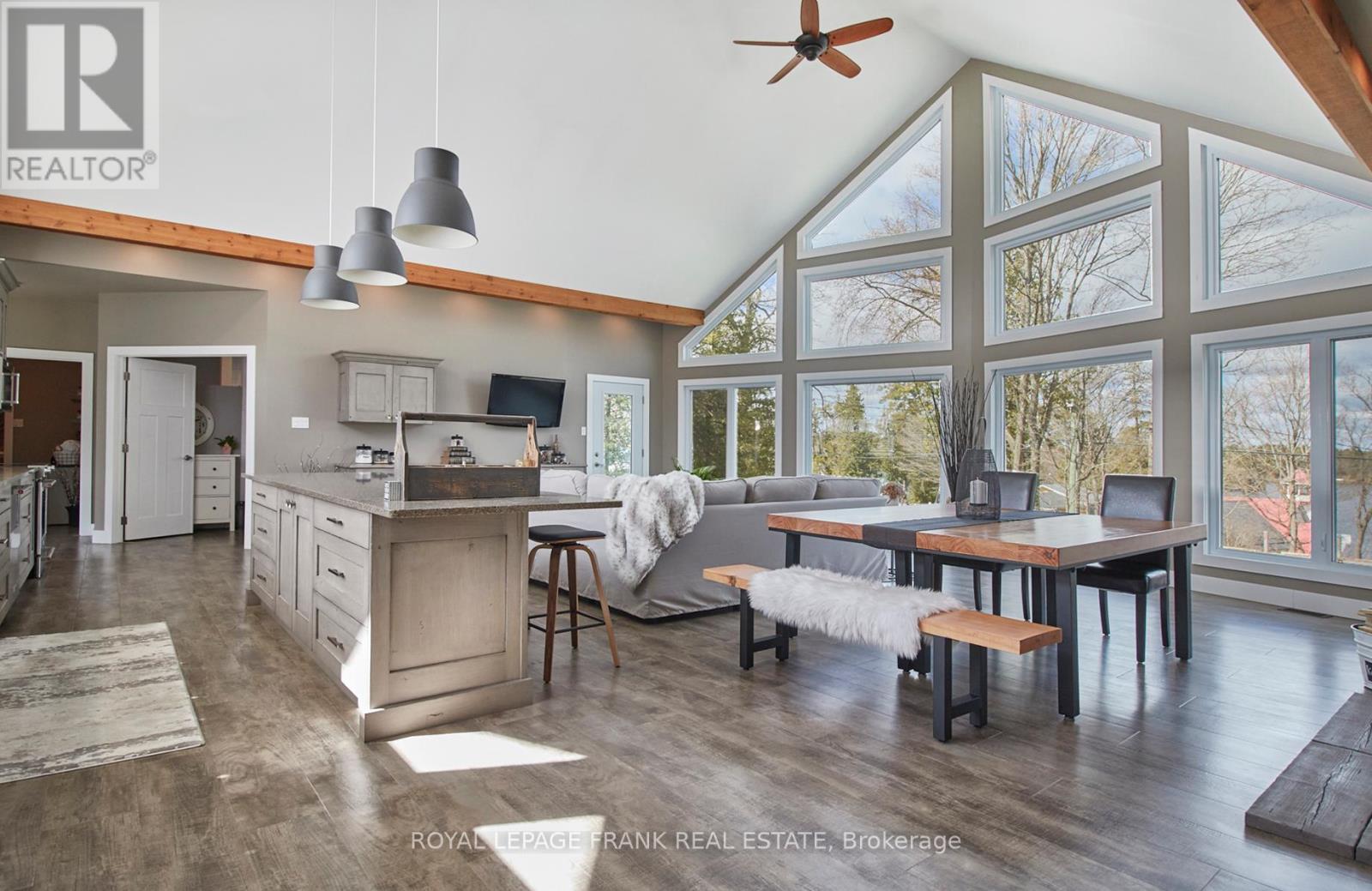 












2269 MCCRACKEN'S LANDING ROAD

,
Douro-Dummer,




Ontario
K0L2H0

