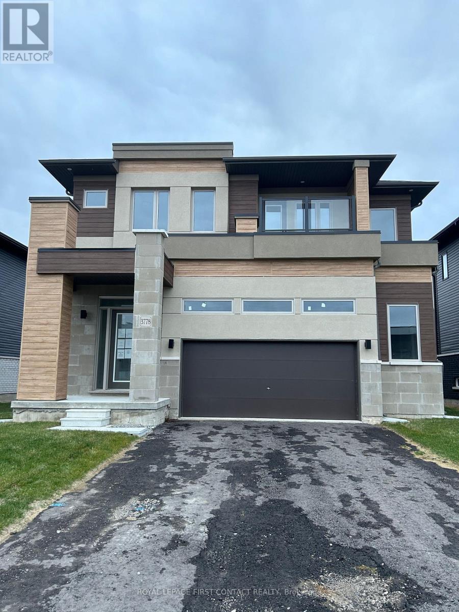 












3778 SUNBANK CRESCENT

,
Severn,




Ontario
L3V6H3

